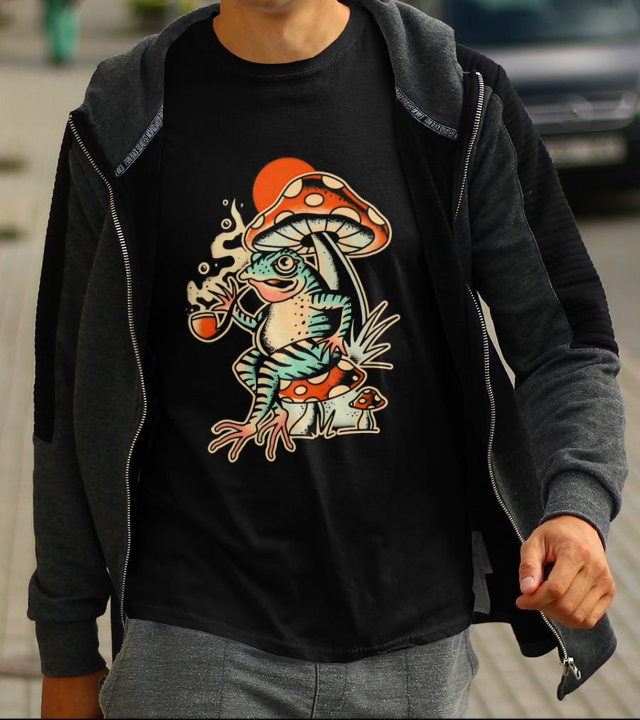 Frog Smoking Pipe Under Mushroom Tattoo T-Shirt
