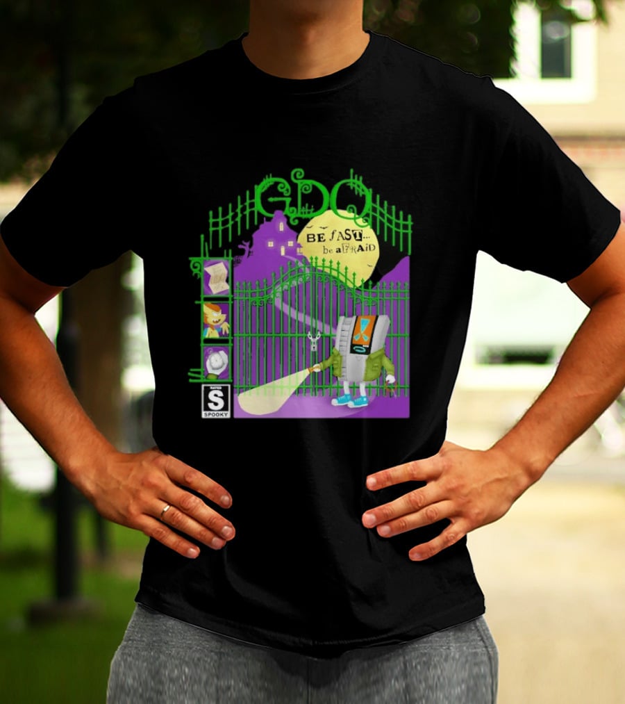 Gdq Be Fast Be Afraid Spooky Retro Robot Gaming T-Shirt