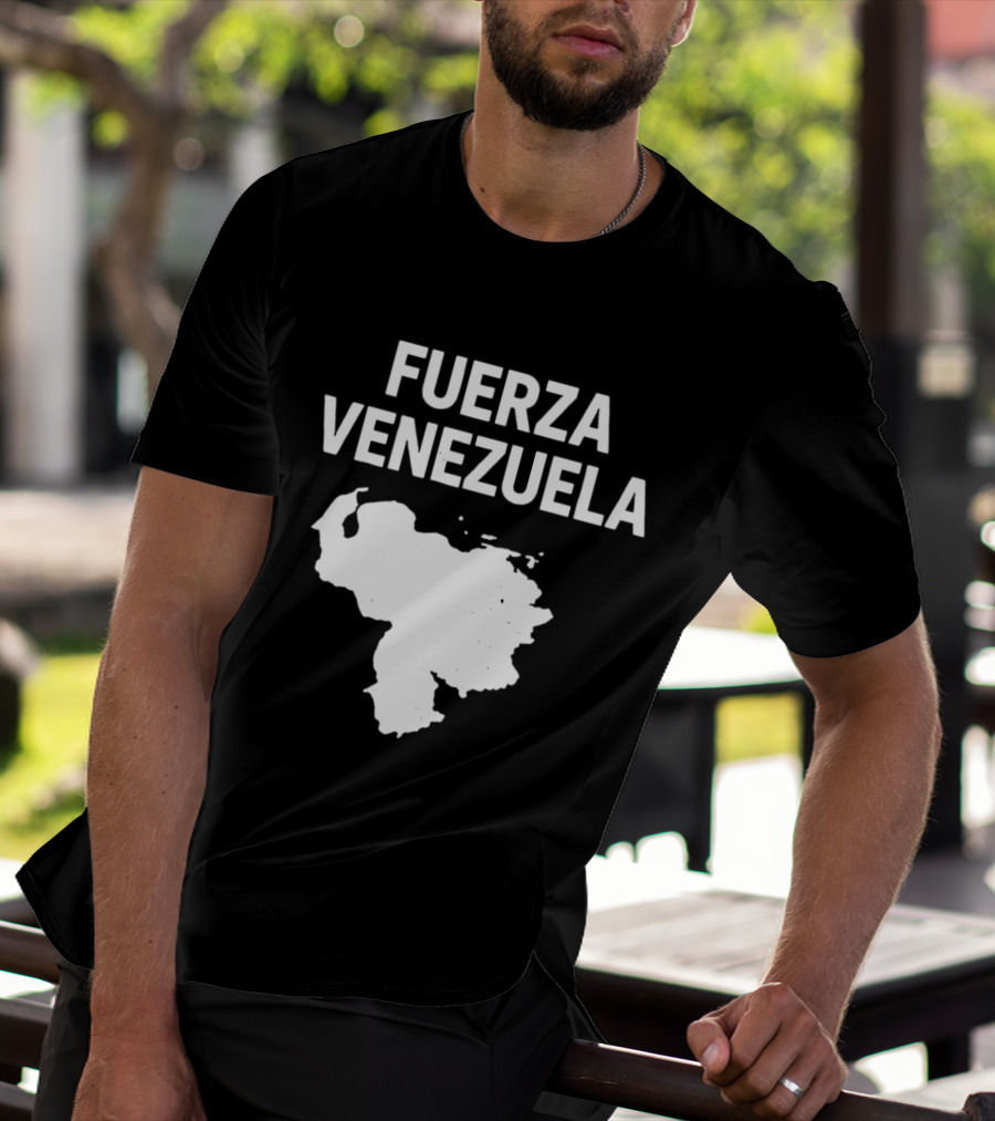 Fuerza Venezuela Map Silhouette Strength Message T-Shirt