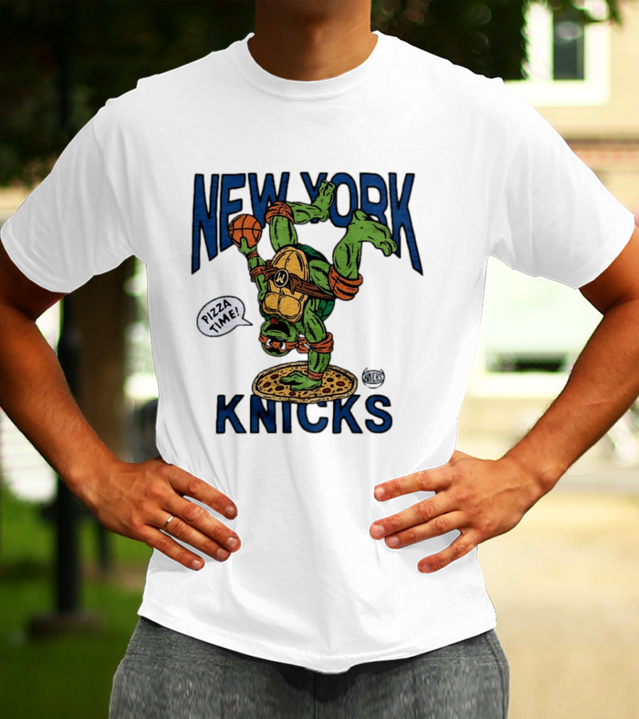 New York Knicks Michelangelo TMNT Pizza Time Basketball Dunk T-Shirt