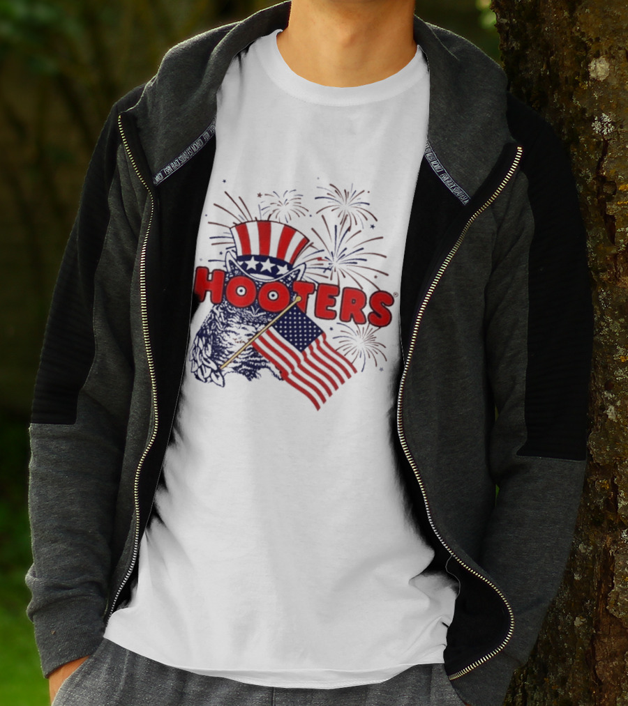Hooters America Patriotic Owl Fireworks USA UPF 50+ T-Shirt