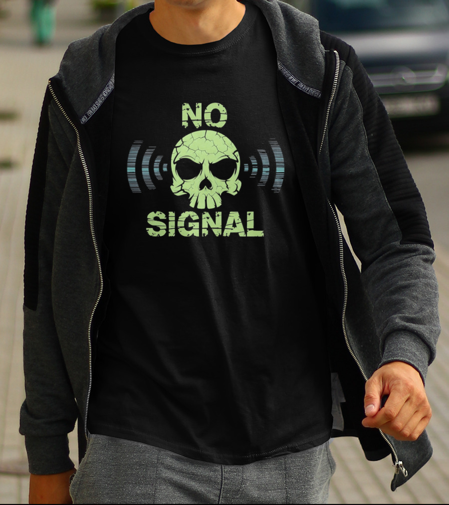 No Signal Skull Radio Waves Cracked T-Shirt