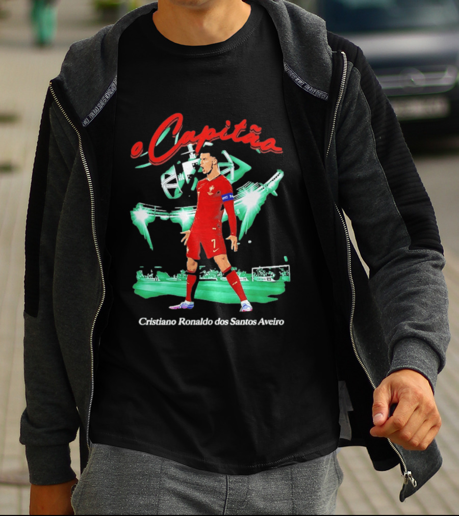 Cristiano Ronaldo O Capitão 7 Dos Santos Aveiro Celebrating Soccer Stadium T-Shirt