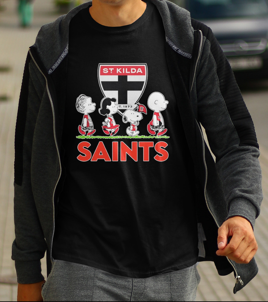 Peanuts Characters St Kilda Saints AFL 1873 Snoopy Charlie Brown Lucy Linus T-Shirt