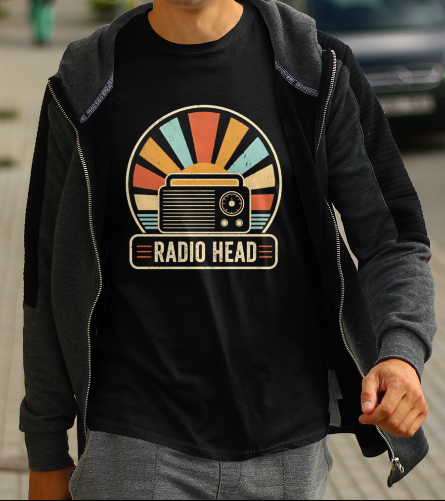 Radio Head Vintage Sunset Radio Vibes T-Shirt