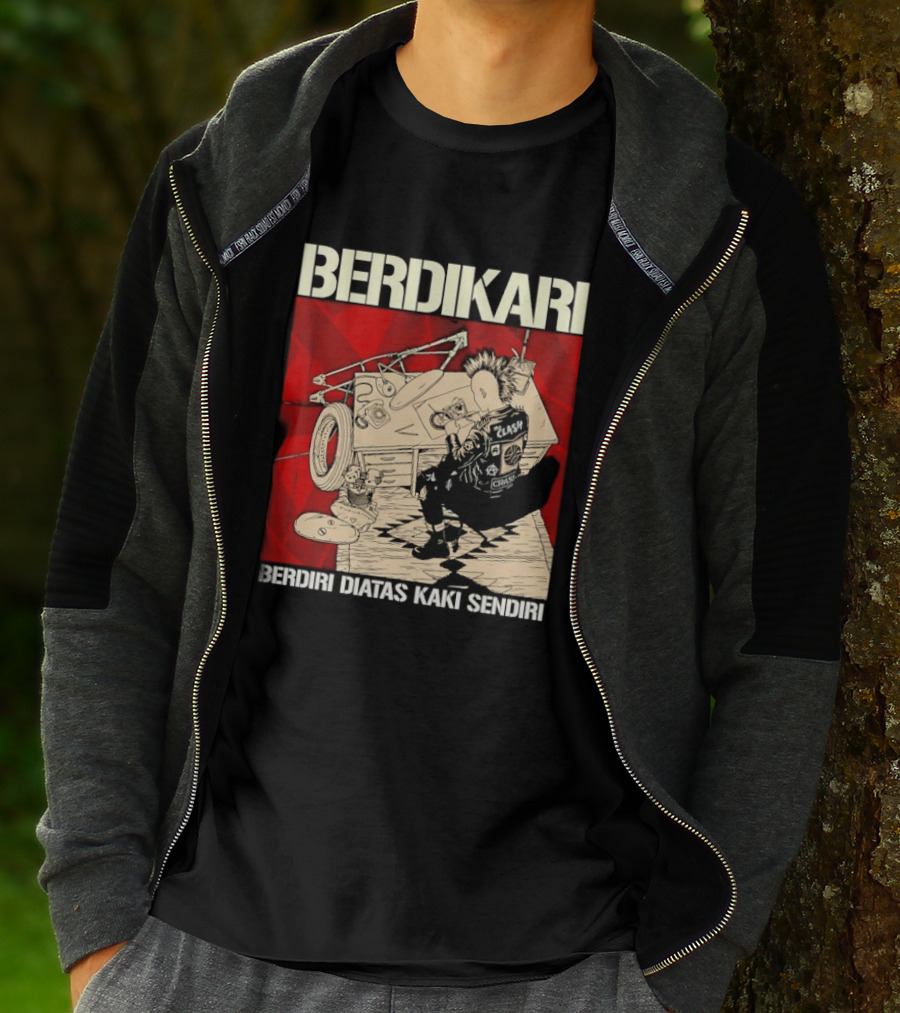 Berdikari Berdiri Diatas Kaki Sendiri Red Checkerboard Racing Motif T-Shirt