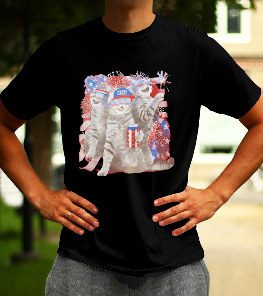 Mew's A Patriotic American Flag Cats Fireworks Party Animal Holiday USA T-Shirt