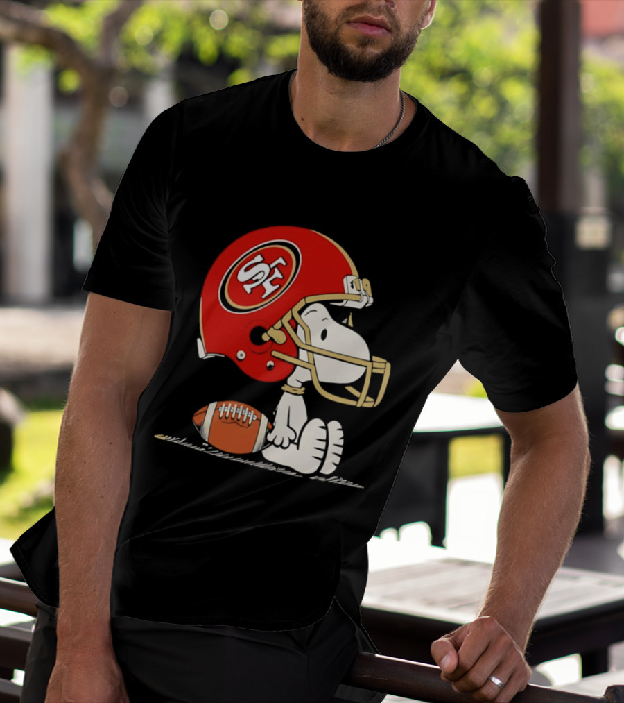 Snoopy San Francisco 49ers Football Helmet Peanuts NFL Collaboration T-Shirt