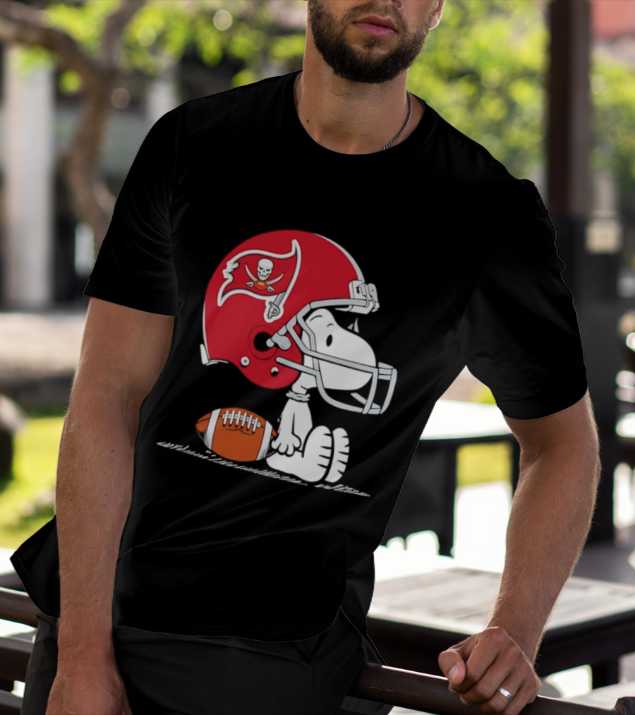 Snoopy Tampa Bay Buccaneers Football Helmet Peanuts Crossover NFL Collaboration T-Shirt