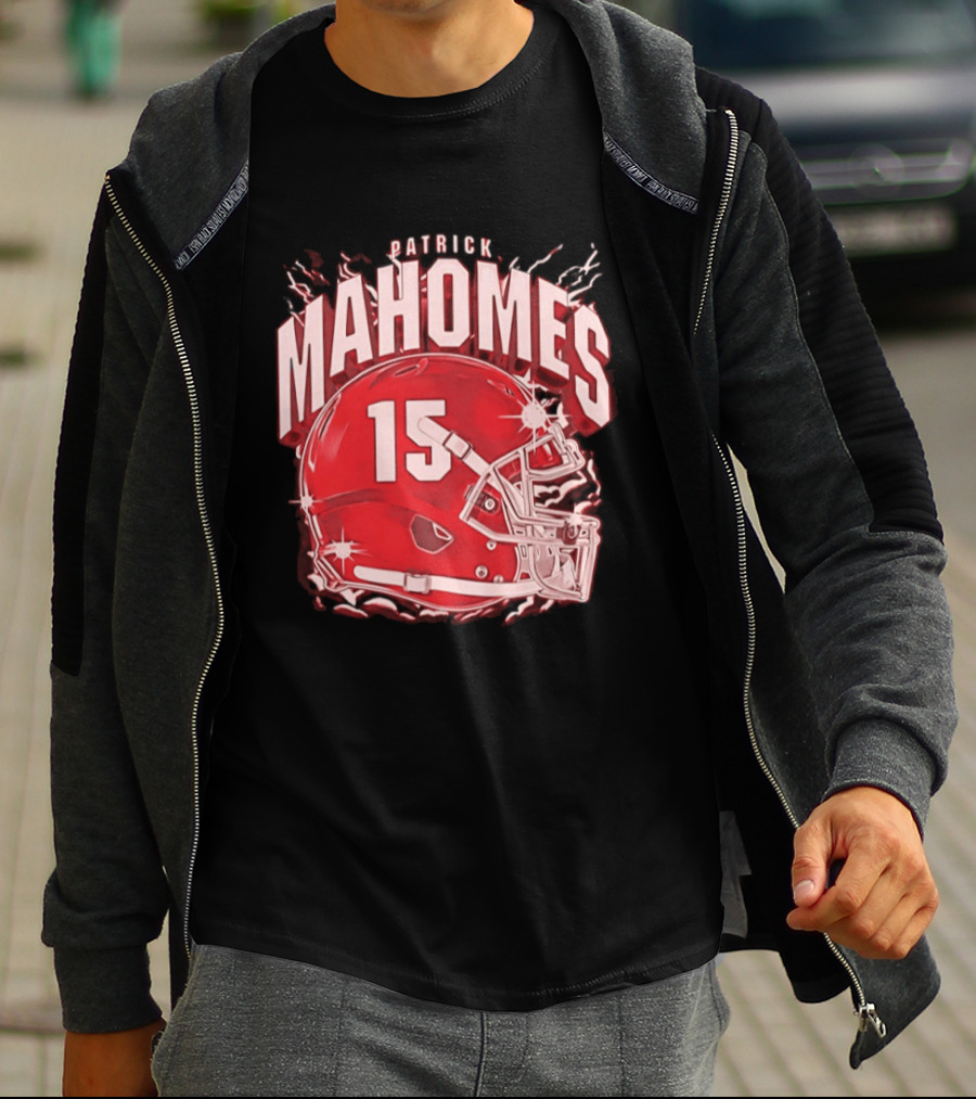 Patrick Mahomes 15 Helmet Kansas City Chiefs Explosion T-Shirt