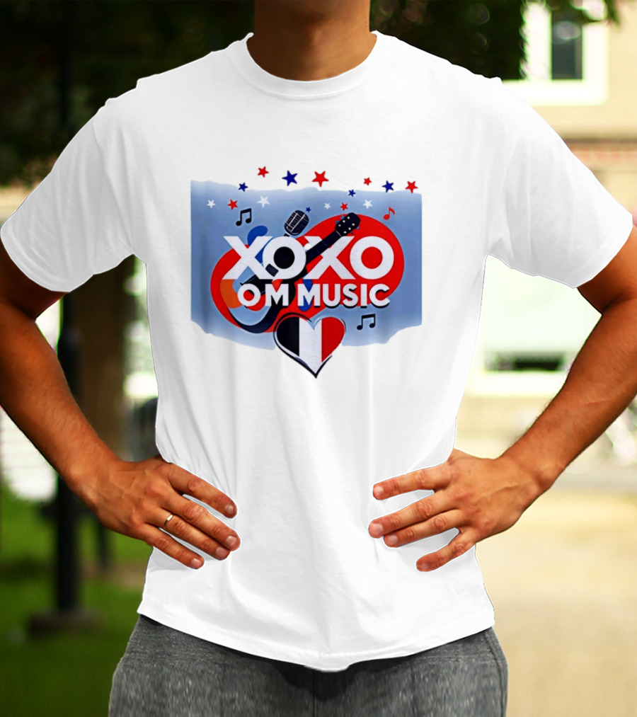 XOXO OM Music France Heart Guitar Microphone Notes Stars T-Shirt