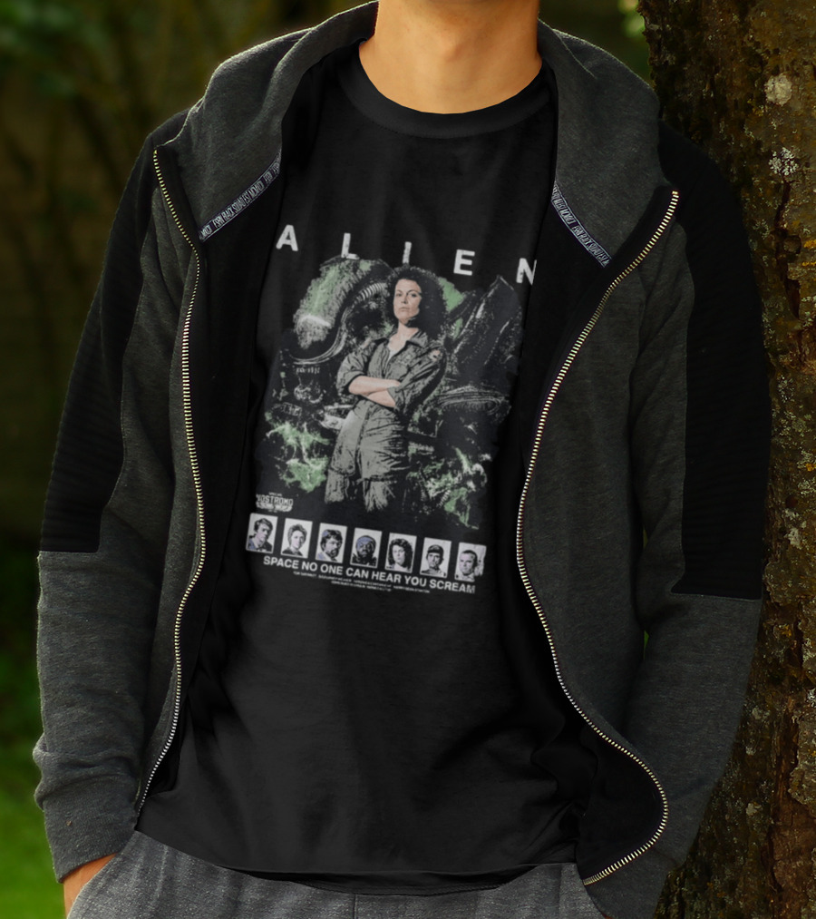 ALIEN Space No One Can Hear You Scream Nostromo Crew T-Shirt