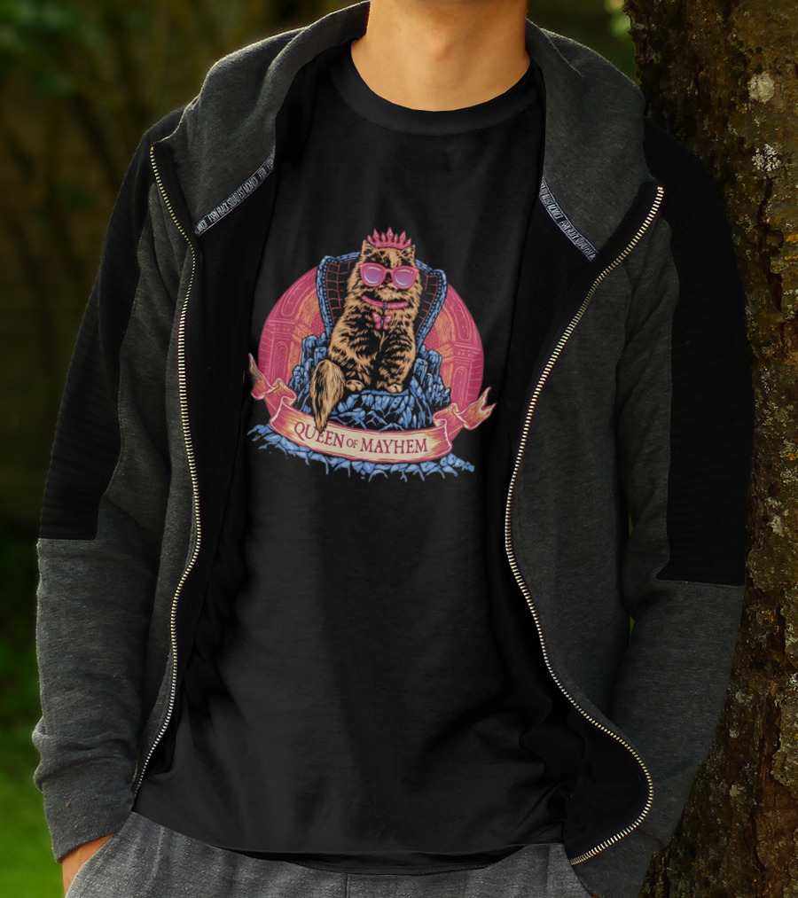Queen Of Mayhem Cat With Pink Crown And Glasses On Throne T-Shirt