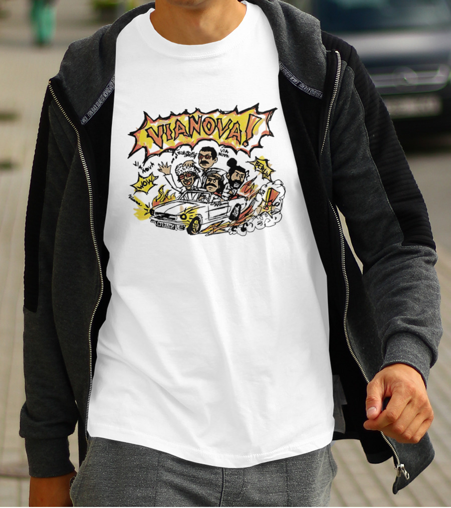 Vianova Cartoon Car Chase Group Friends Comic Wow Berlin T-Shirt