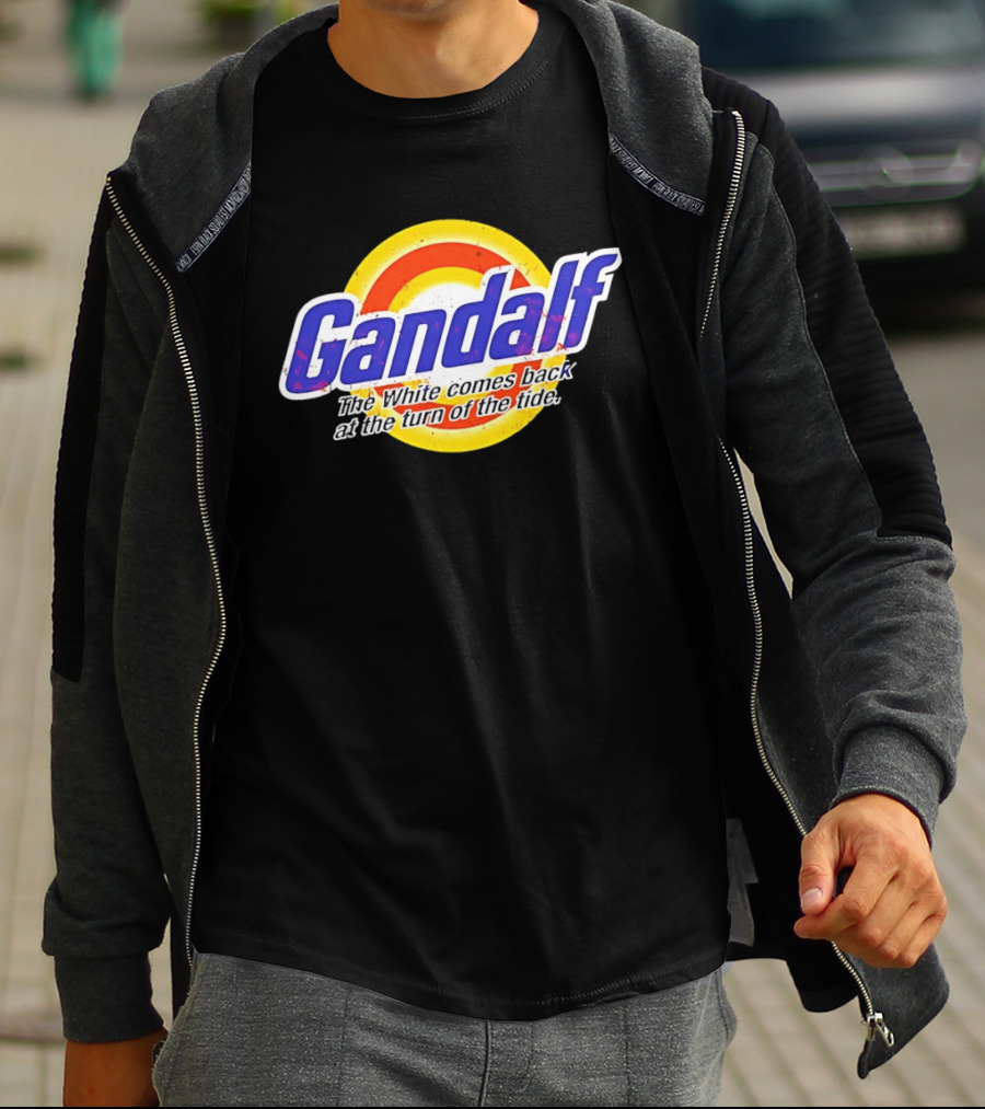 Gandalf The White Comes Back At The Turn Of The Tide T-Shirt