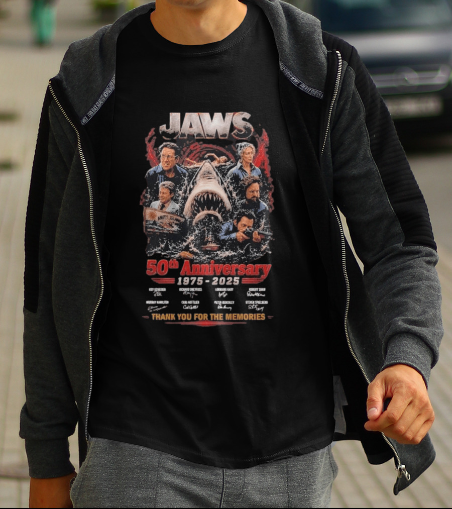 Jaws 50th Anniversary 1975 2025 Thank You For The Memories Signatures Roy Scheider Robert Shaw Richard Dreyfuss T-Shirt