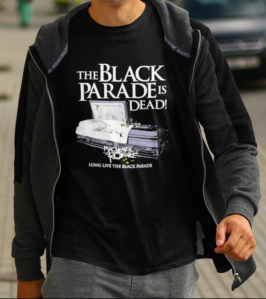 The Black Parade Is Dead My Chemical Romance Long Live The Black Parade Coffin Image T-Shirt