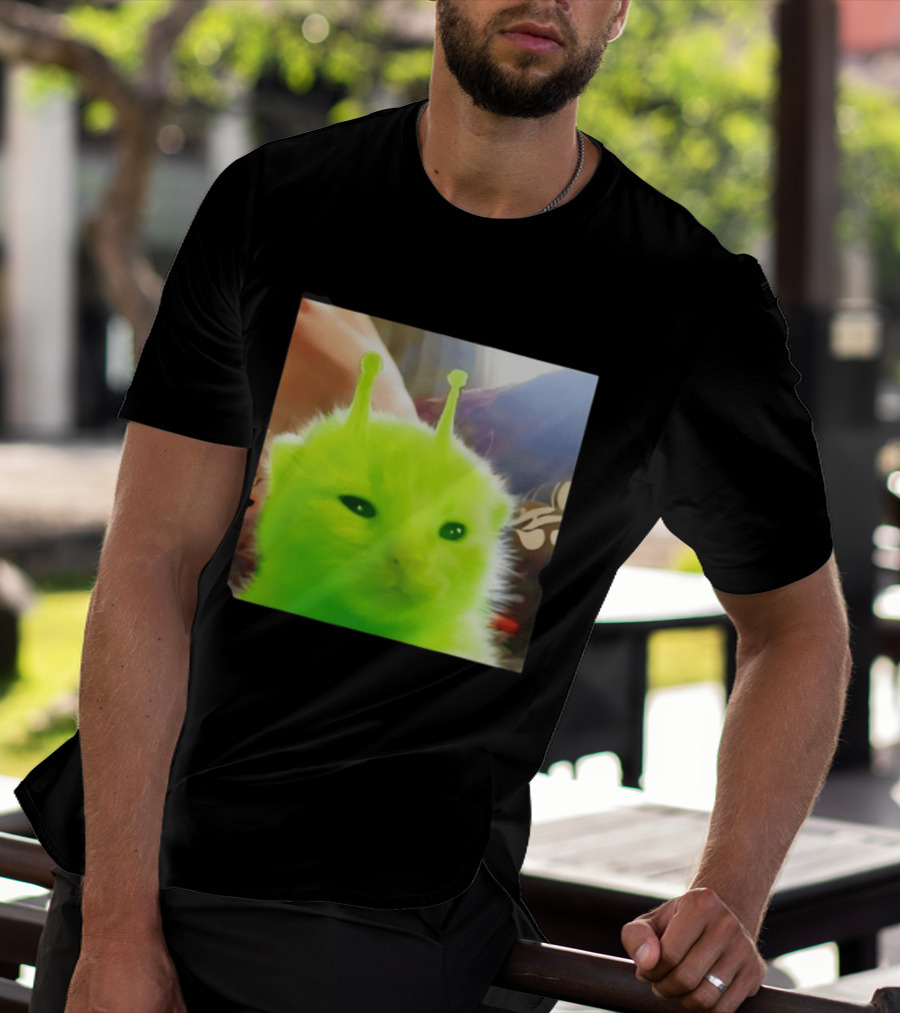 Gleep Alien Kitty Green Cat Antennae Fluffy Feline Fantasy T-Shirt
