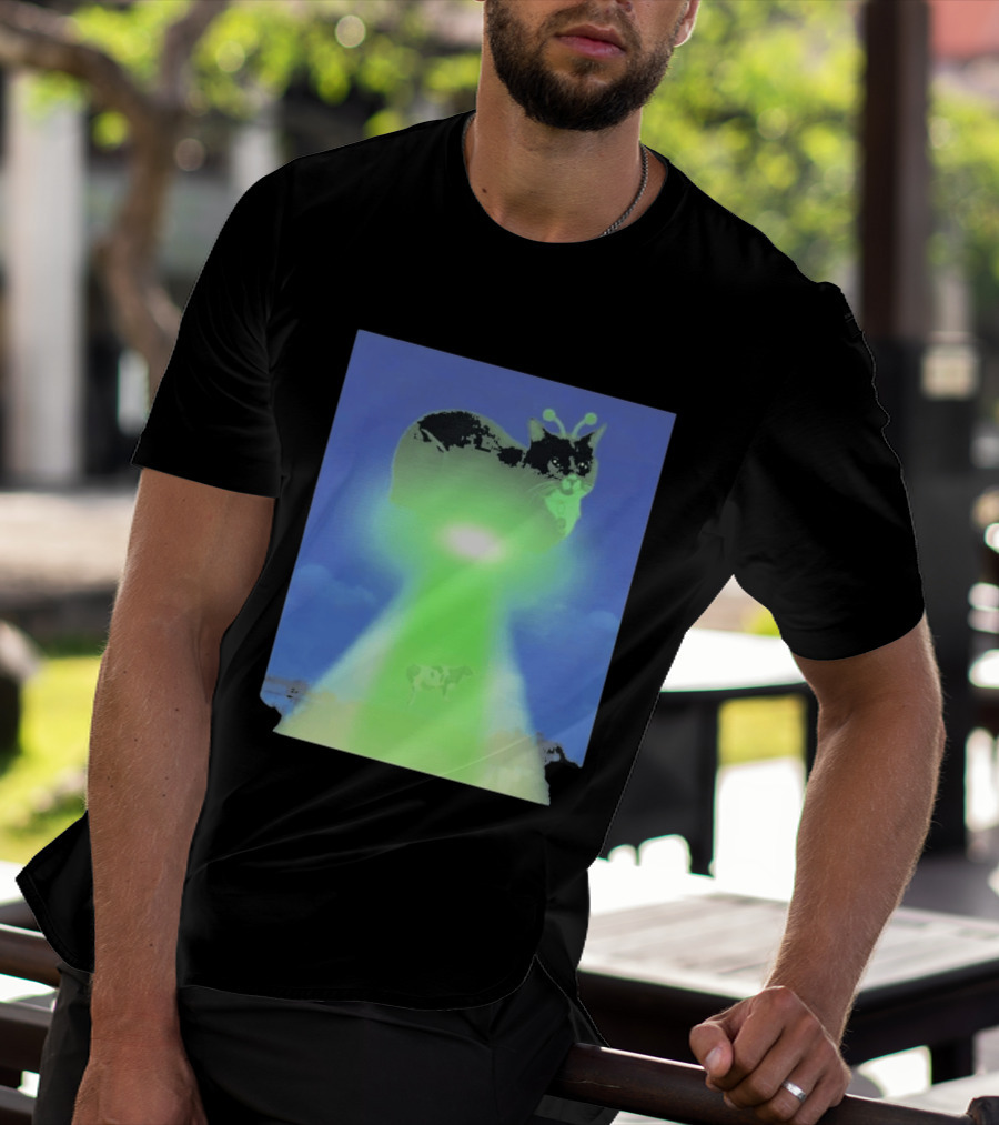 Alien Kitty UFO Beaming Cat Abduction With Tractor Beam And Cow T-Shirt