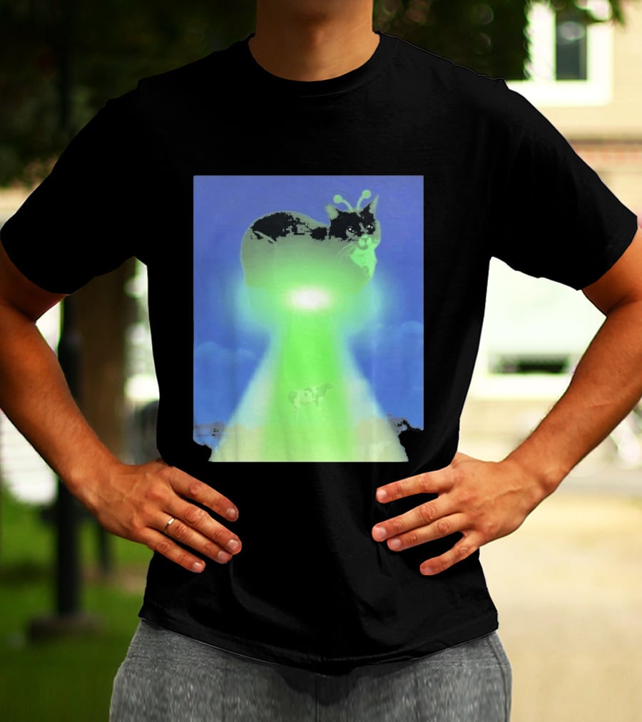 Alien Kitty UFO Beaming Cat Abduction With Tractor Beam And Cow T-Shirt