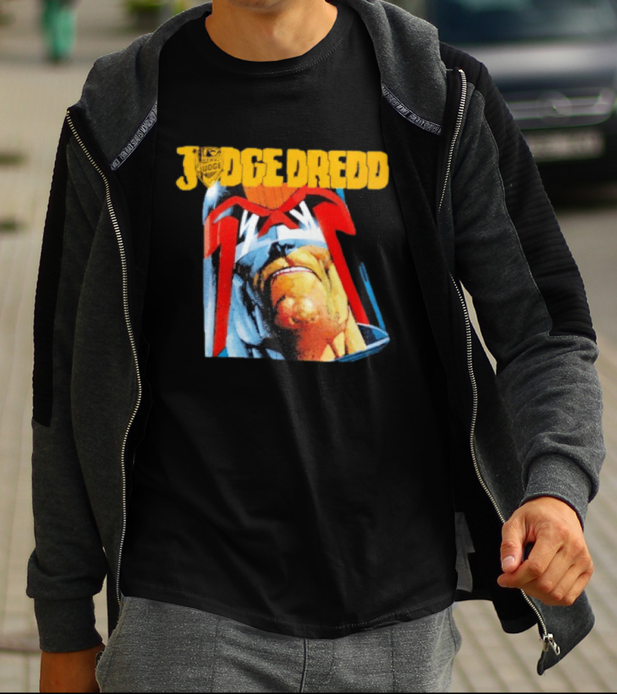 Judge Dredd Face Of Justice Iconic 2000 AD Comic Book Cover T-Shirt