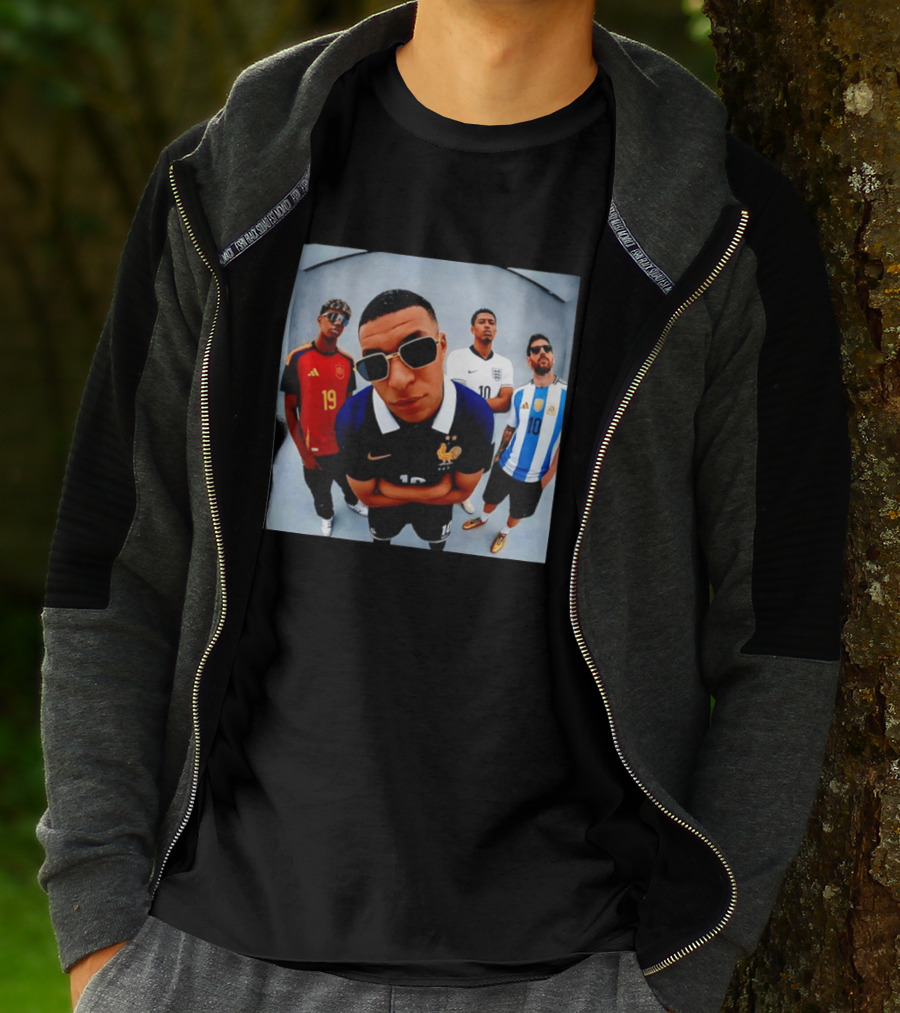 Kylian Mbappe Jude Bellingham Lionel Messi Football Stars Selfie Spain England Argentina France T-Shirt