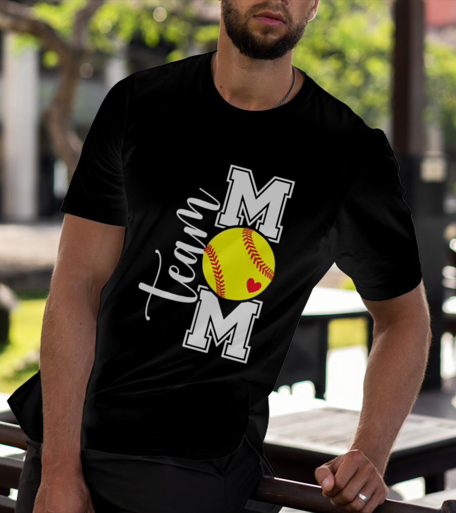 Team Mom Softball Yellow Heart Ball T-Shirt