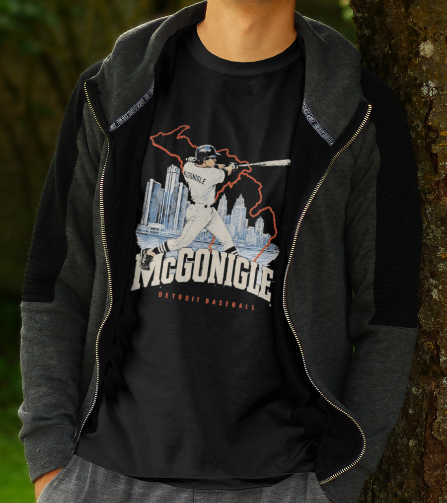 McGonigle Detroit Baseball Vintage Player Retro Skyline T-Shirt