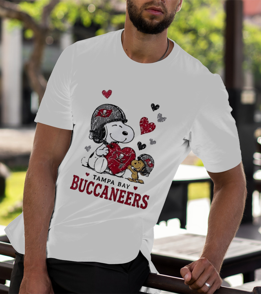 Tampa Bay Buccaneers Snoopy Peanuts Love Laughter T-Shirt