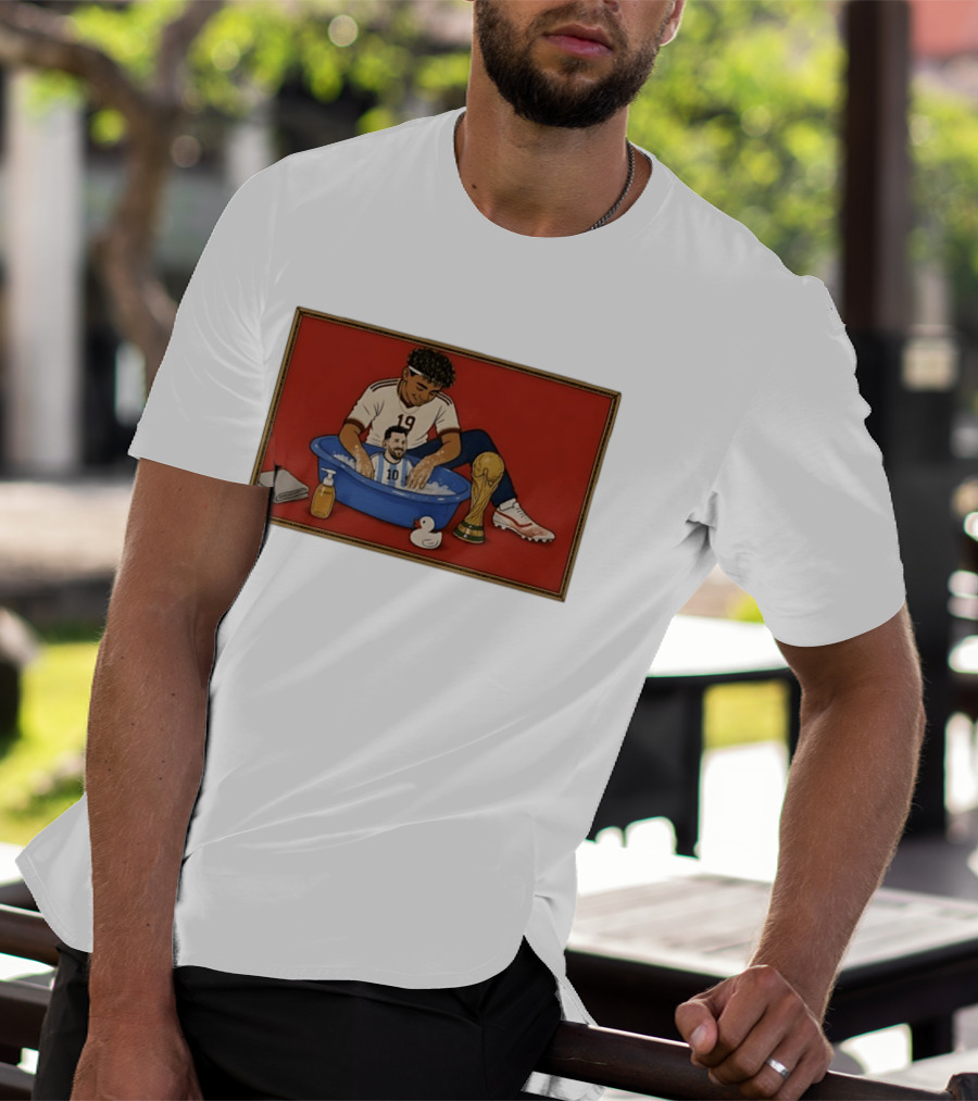 Yamal 19 Bathing Messi In Bathtub With World Cup Trophy T-Shirt