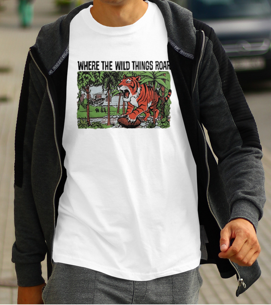 Cincinnati Bengals Where The Wild Things Roar Tiger Jungle Scene T-Shirt