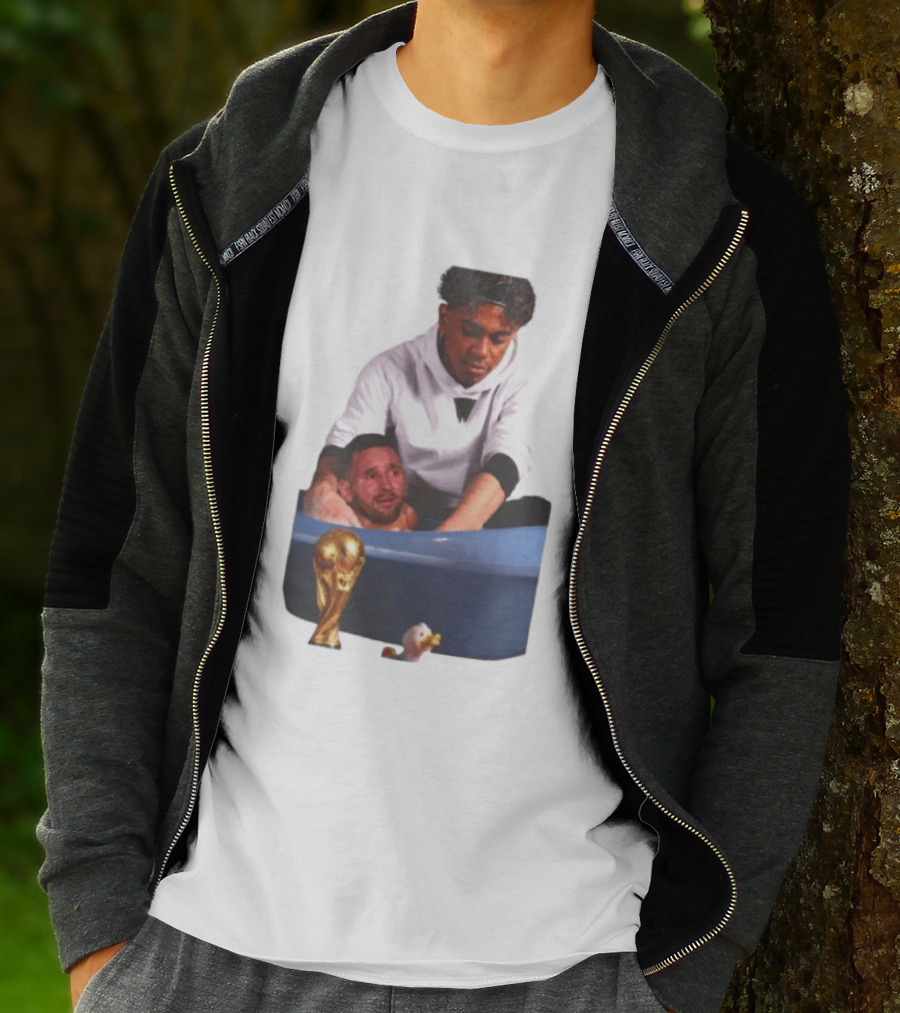 Lamine Yamal Lionel Messi Bathtub Meme World Cup Trophy T-Shirt