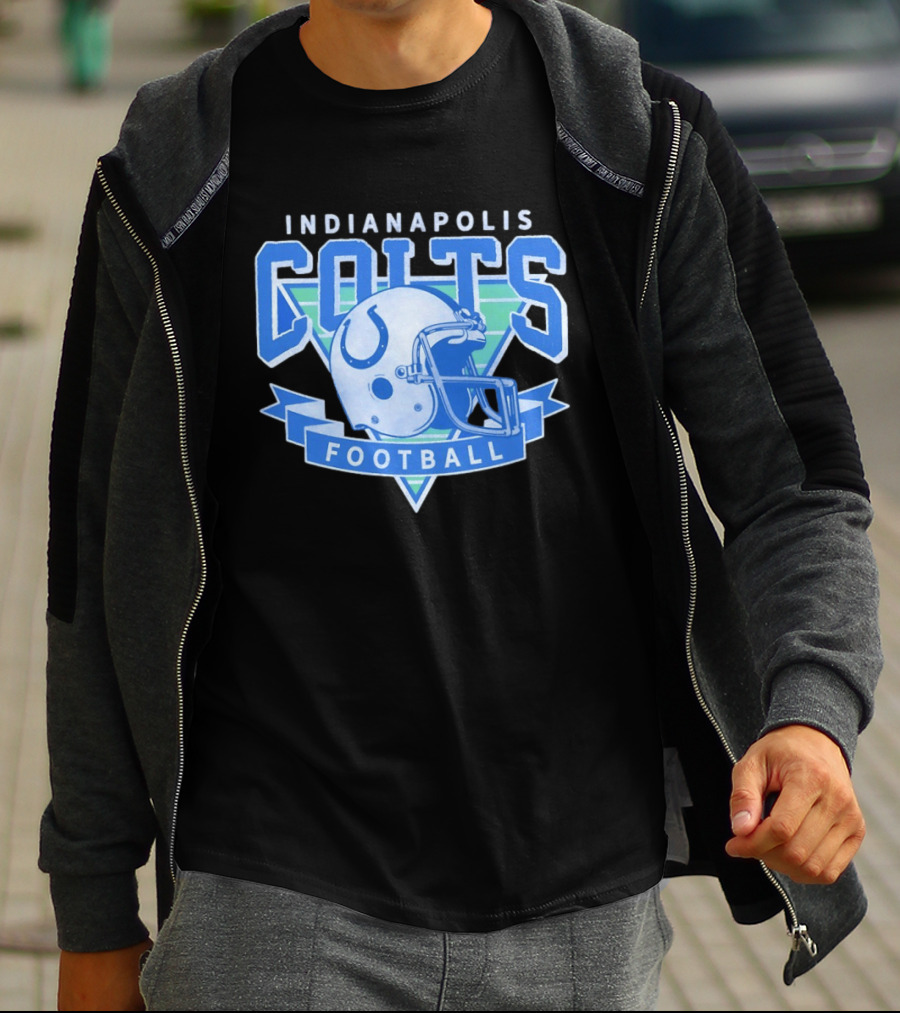 Indianapolis Colts Football Helmet Vintage Team T-Shirt