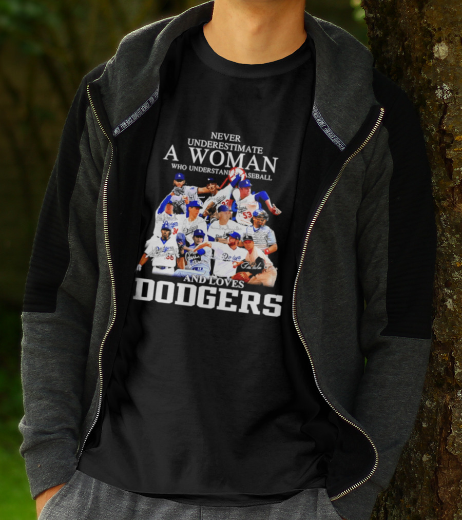 Never Underestimate A Woman Who Understands Baseball And Loves Dodgers Players Signatures T-Shirt