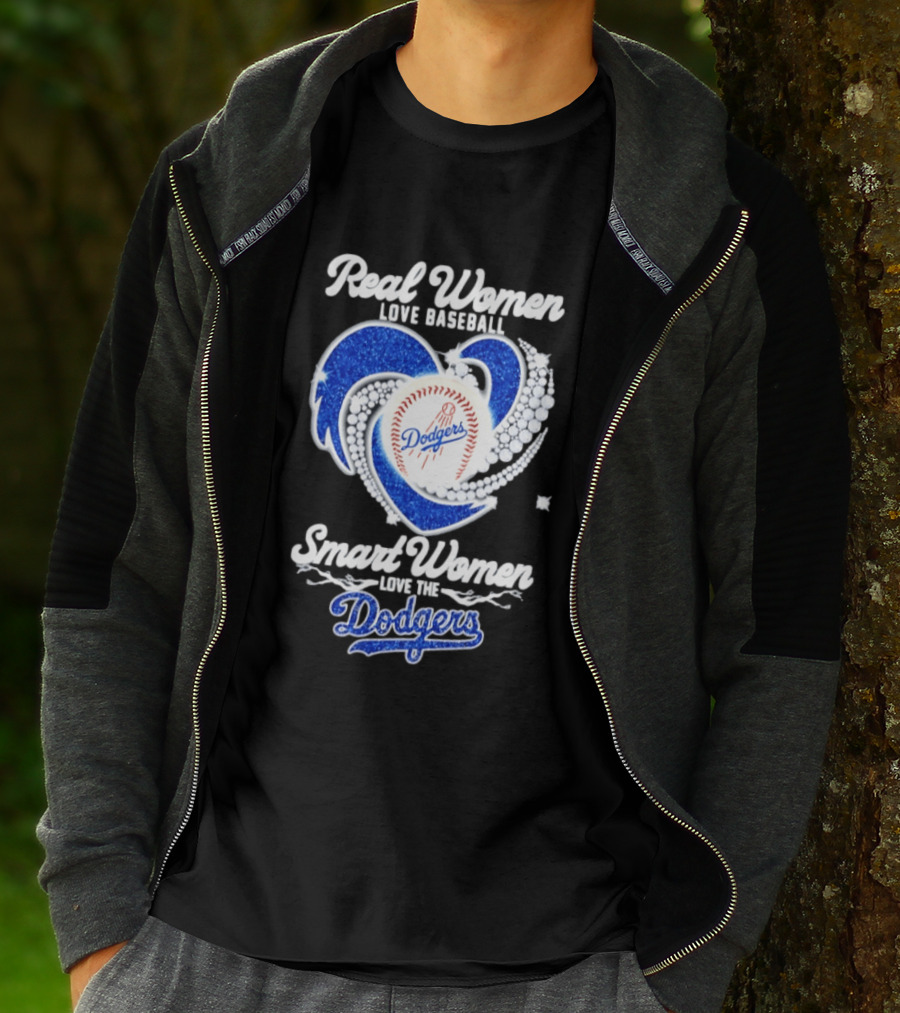 Real Women Love Baseball Smart Women Love The Dodgers Baseball Heart T-Shirt