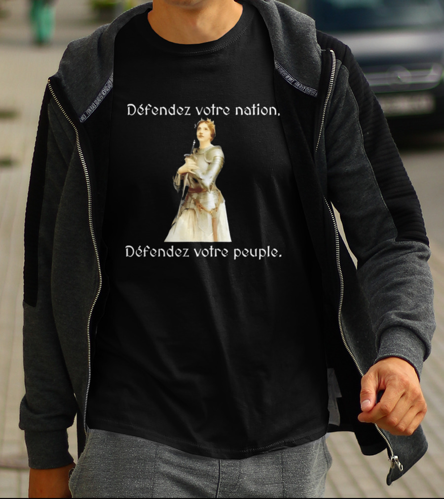 Défendez Votre Nation Défendez Votre Peuple Iconic Armor Figure T-Shirt