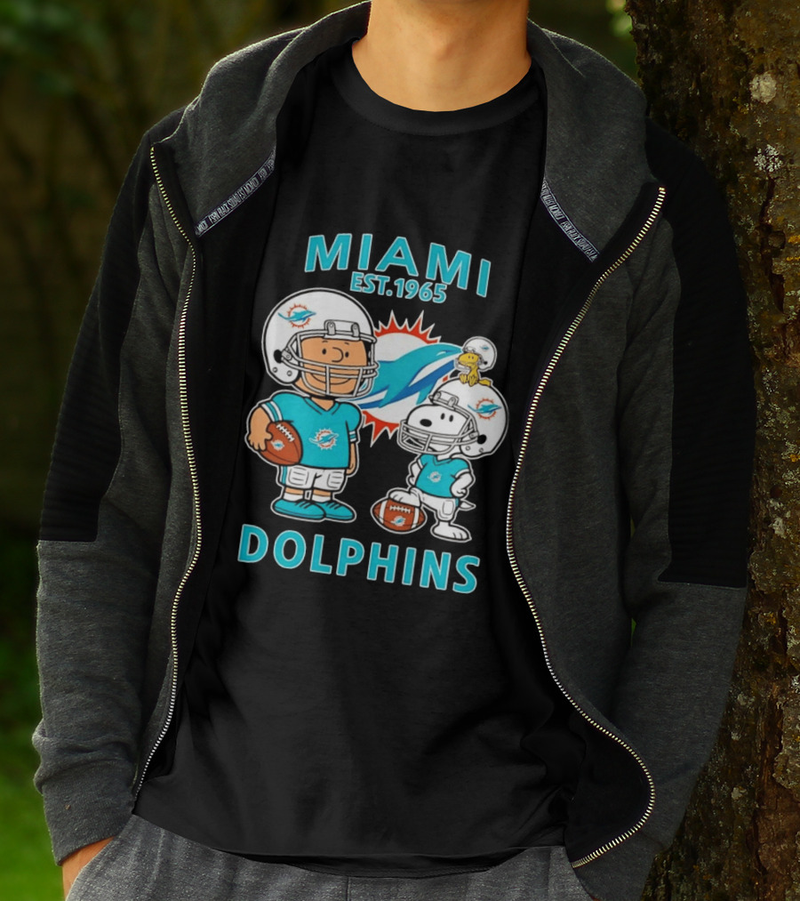 Miami Dolphins Est 1965 Charlie Brown Snoopy Football T-Shirt