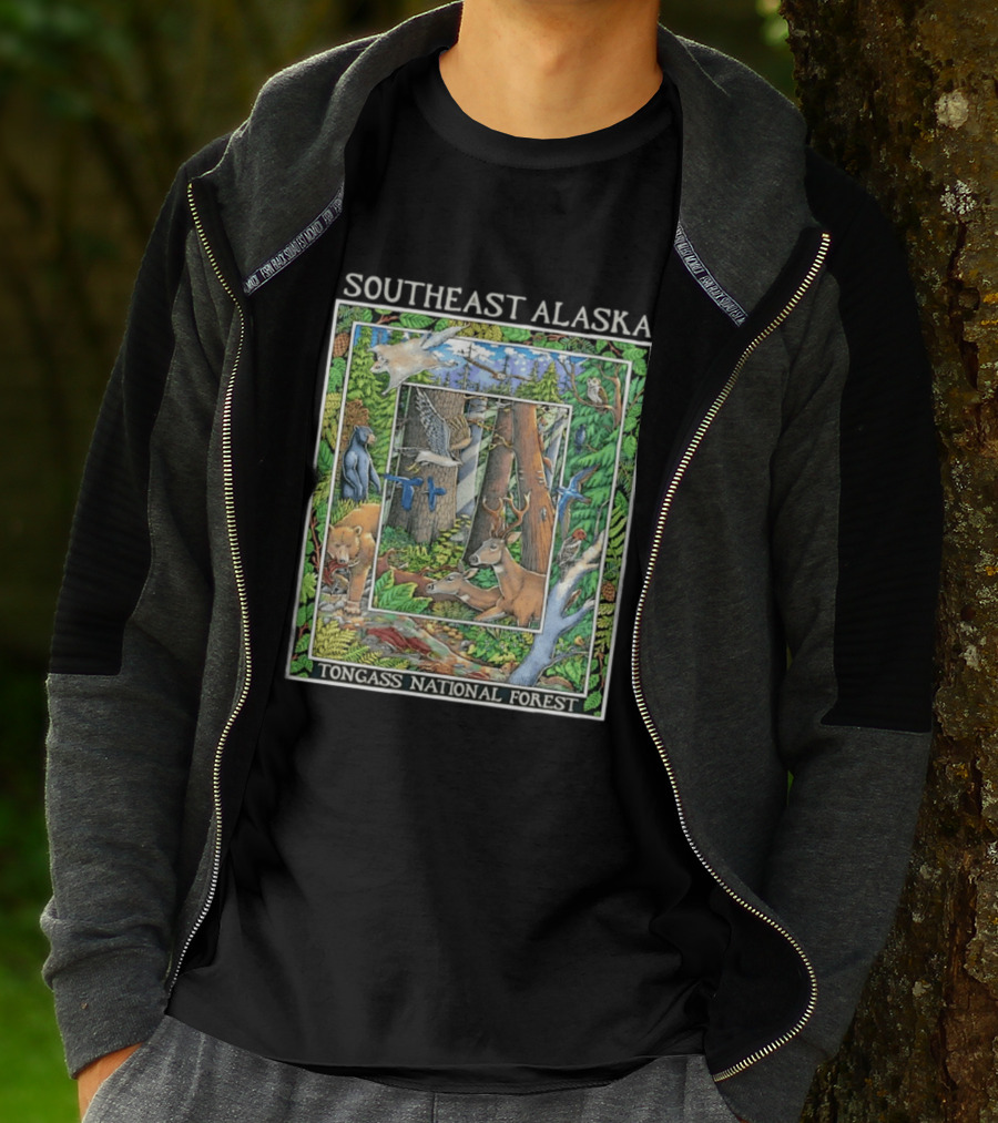 Southeast Alaska Tongass National Forest Wildlife Bear Deer Owl Wolf Bird T-Shirt