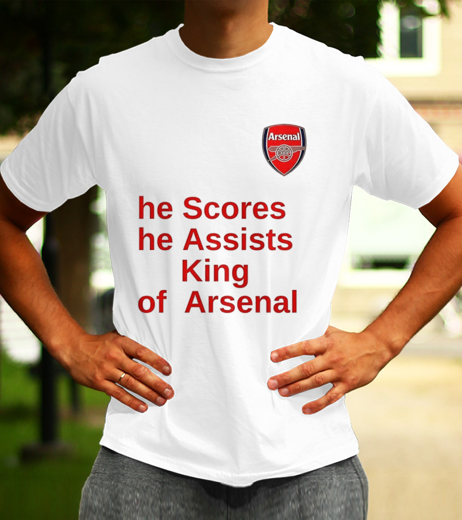 B﻿ukayo Saka He Scores He Assists King Of Arsenal T-Shirt