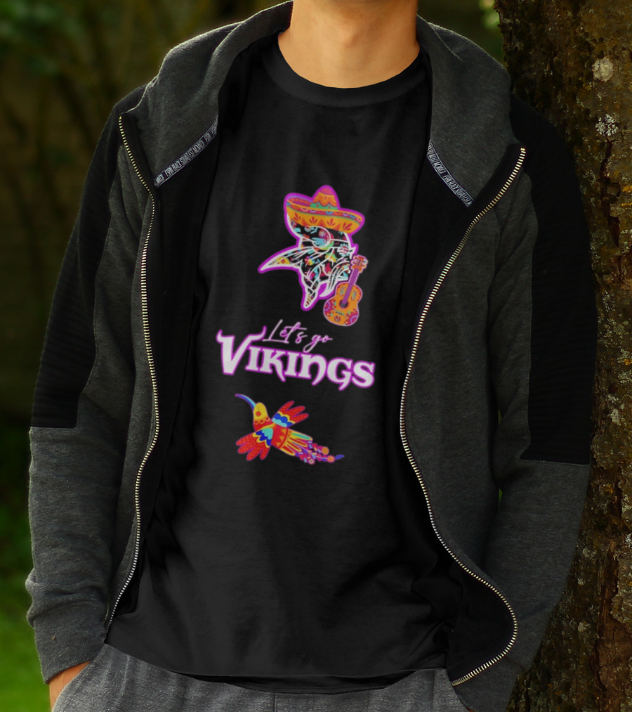 Let's Go Vikings Hispanic Heritage Fiesta Mexican Folk Sombrero Guitar Hummingbird T-Shirt