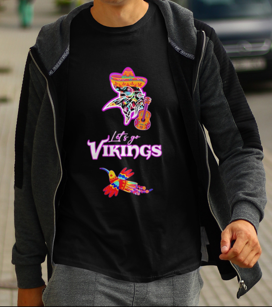 Let's Go Vikings Hispanic Heritage Fiesta Mexican Folk Sombrero Guitar Hummingbird T-Shirt