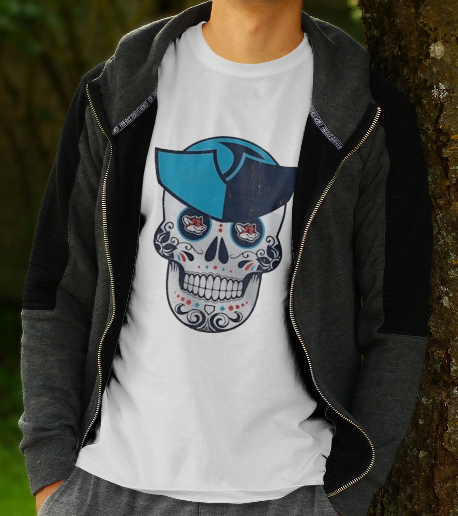 Day Of The Dead Skull Patriot Fox Sports Foxes Football T-Shirt