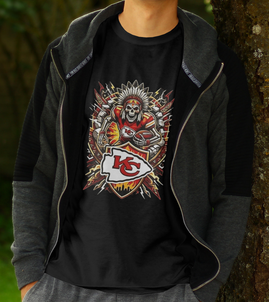 Kansas City Chiefs Runs In My Blood Skeleton Warrior And Football Team T-Shirt