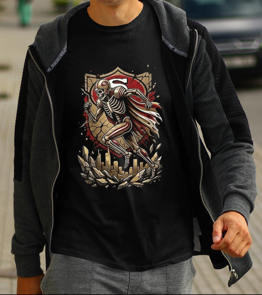 San Francisco 49ers Skeleton Runs In My Blood Football Skyline Shield T-Shirt