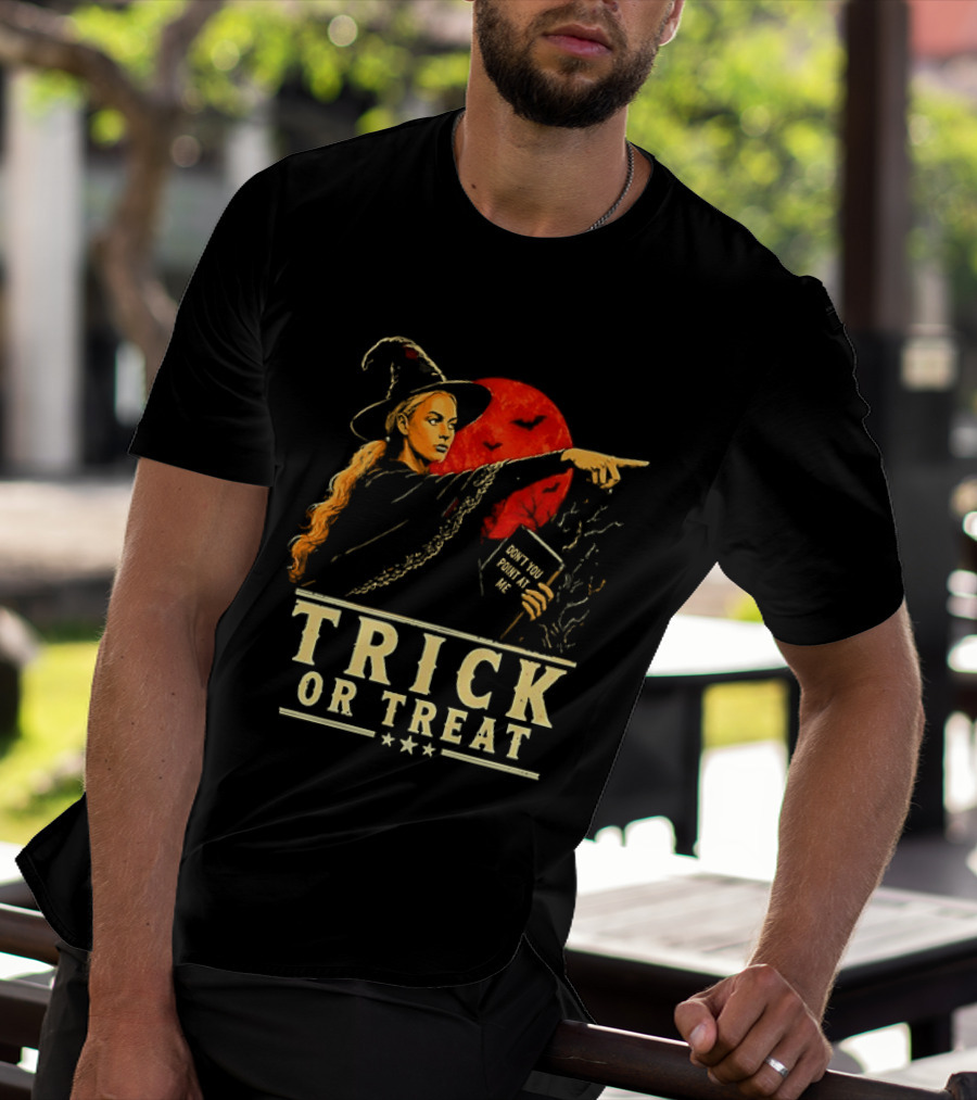 Witch Pointing Trick Or Treat Halloween 2026 T-Shirt