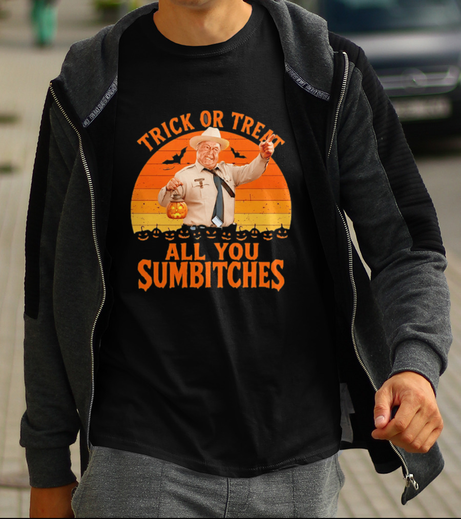 Trick Or Treat All You Sumbitches Halloween Officer Pumpkin Lantern T-Shirt