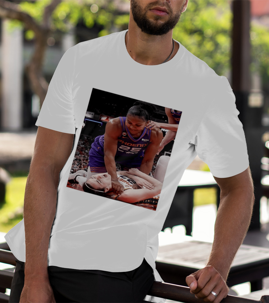 Brittney Griner Phoenix Mercury Caitlin Clark Indiana Fever NBA WNBA Crossover Moment T-Shirt