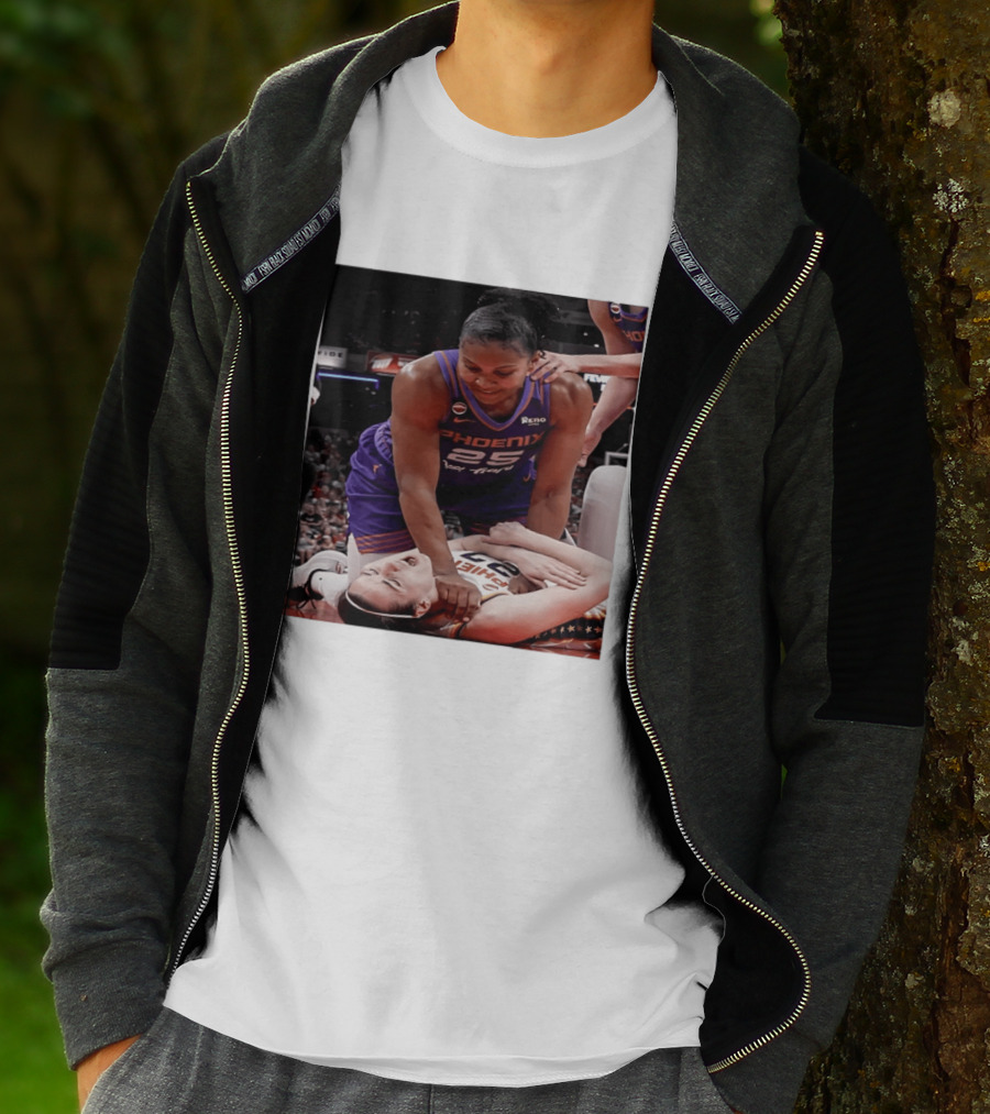 Brittney Griner Phoenix Mercury Caitlin Clark Indiana Fever NBA WNBA Crossover Moment T-Shirt