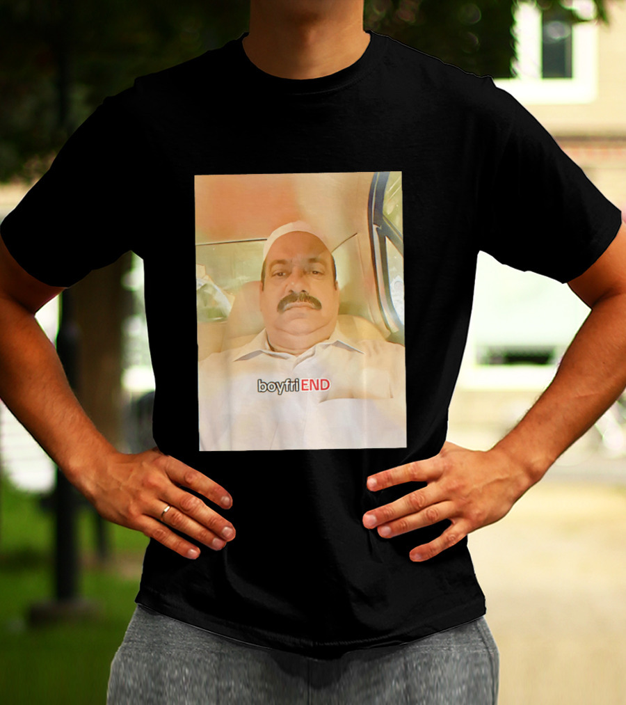 BoyfriEND Man Sitting Image T-Shirt