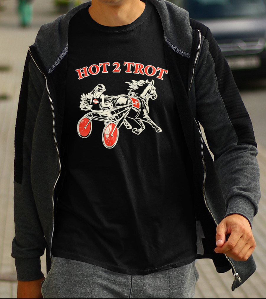 Hot 2 Trot Harness Racing Driver And Horse T-Shirt